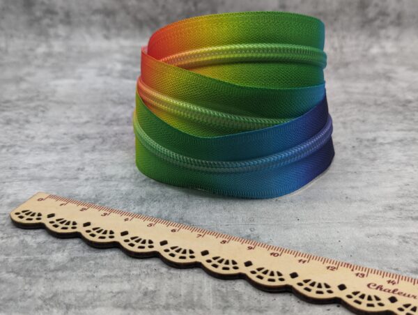 #5 Bright Rainbow Zipper Tape